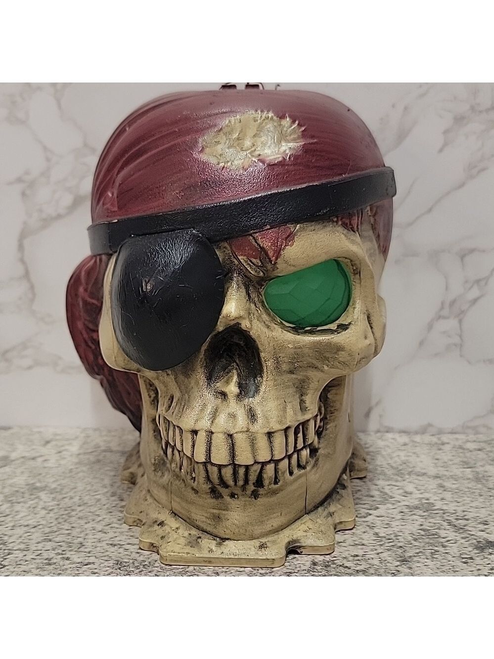 Vintage Pirate Skull decor